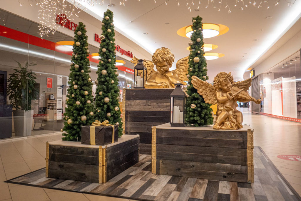Goldene Engel im Stadtcenter Düren